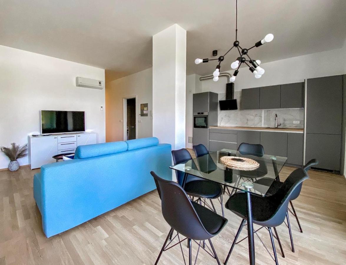Seaview Apt Koper 1 Ngoại thất bức ảnh